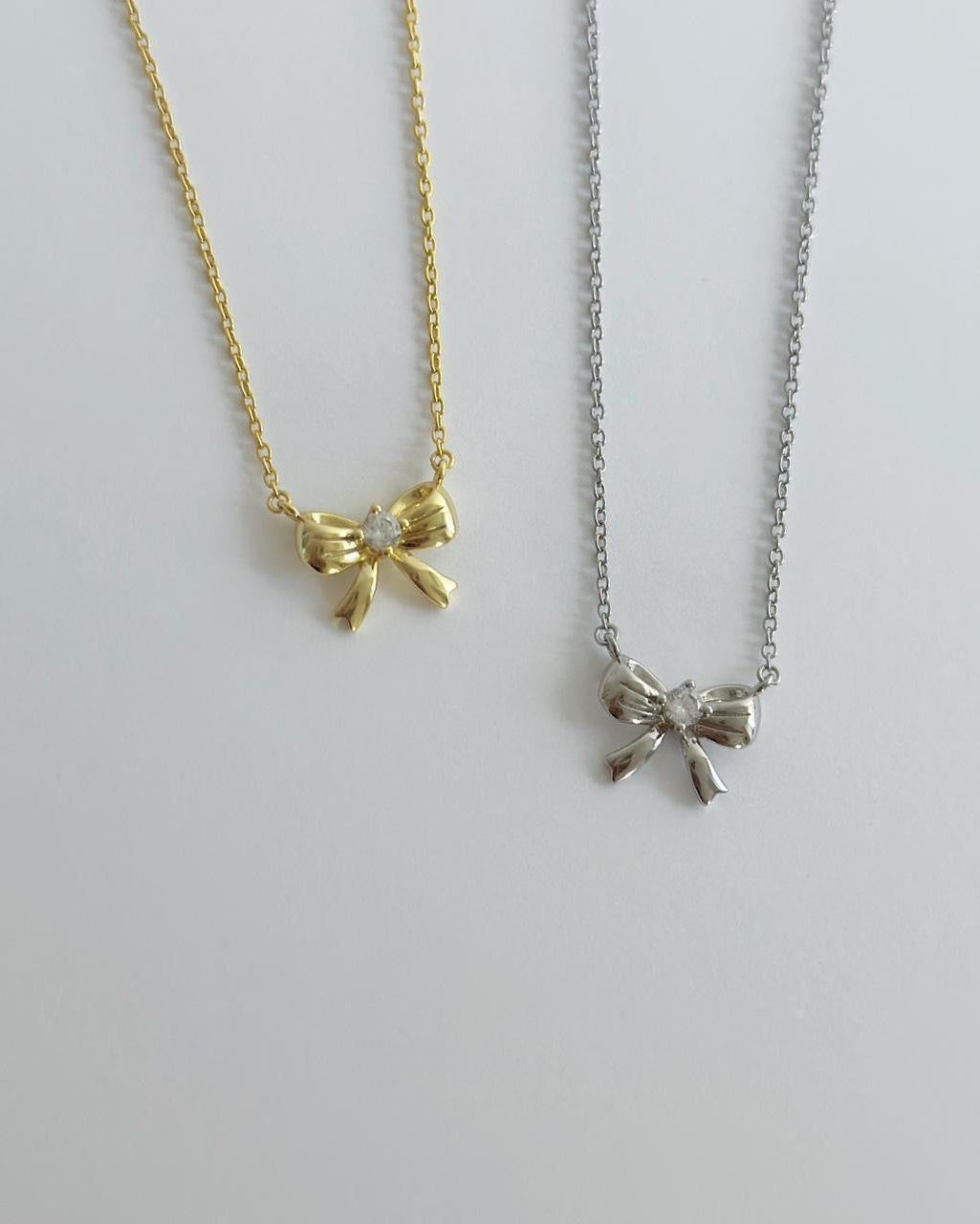 Bow Necklace