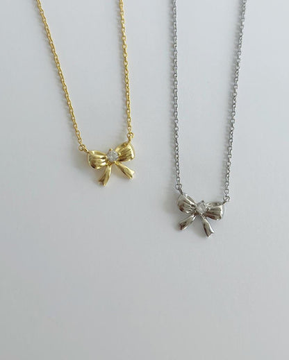 Bow Necklace