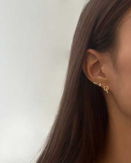 Pave Linear Studs